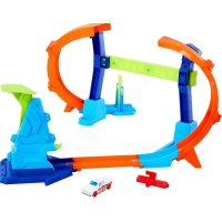 Hot Wheels - Závodní dráha Corkscrew Jump Champion