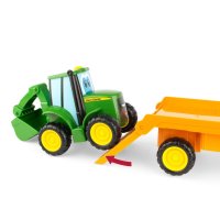 John Deere – Tahač s traktorem