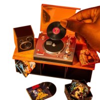 Miniverse – Gramofon s příslušenstvím