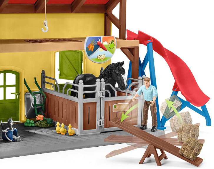 Schleich - Stáj pro koně s příslušenstvím 42485
