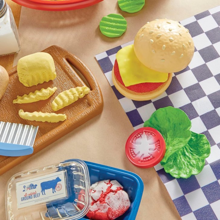 Little Tikes – Výroba hamburgeru a hranolek